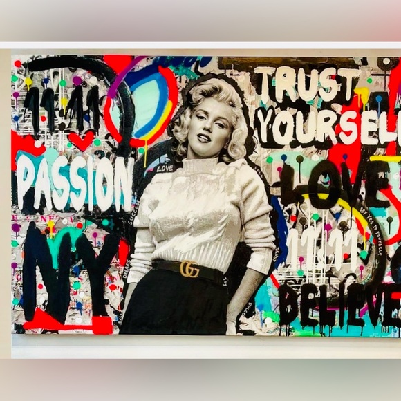 🌸Meet your Posher, Carly🌸 - Picture 10 of 15